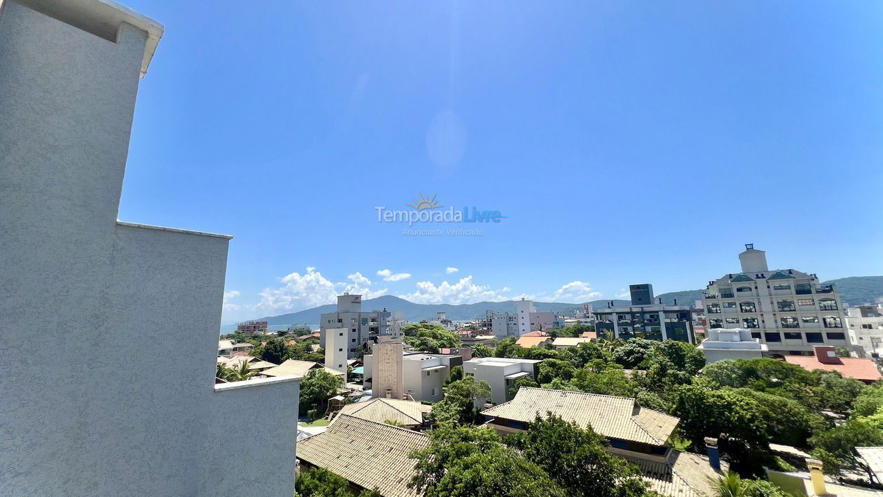 Apartamento para aluguel de temporada em Bombinhas (Canto Grande)