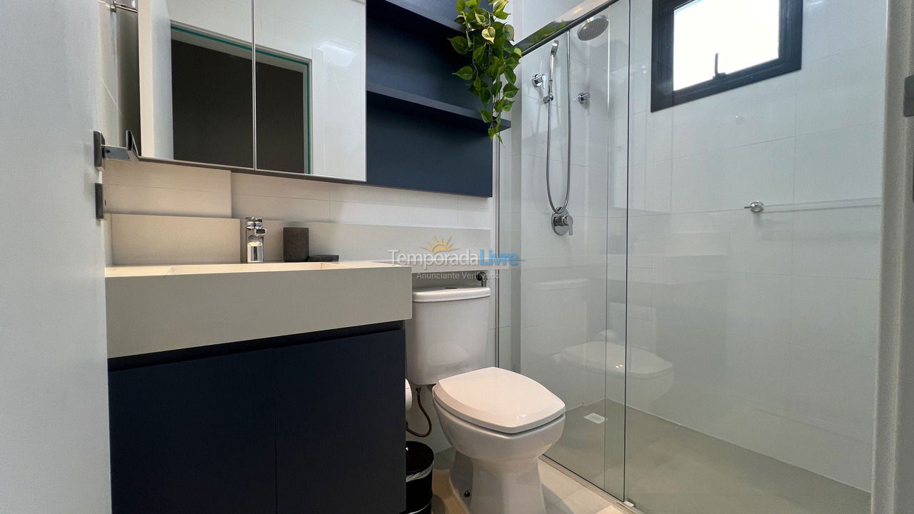Apartamento para aluguel de temporada em Bombinhas (Canto Grande)