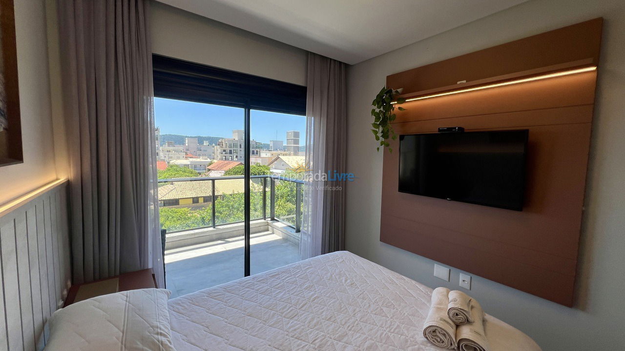 Apartamento para aluguel de temporada em Bombinhas (Canto Grande)