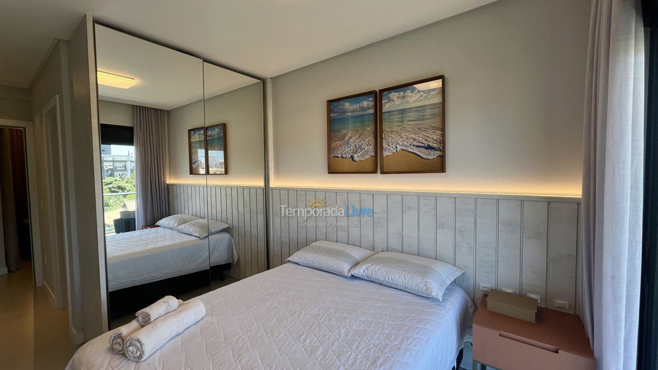 Apartamento para aluguel de temporada em Bombinhas (Canto Grande)
