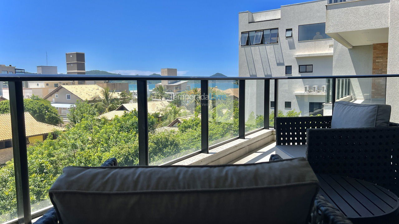 Apartamento para aluguel de temporada em Bombinhas (Canto Grande)