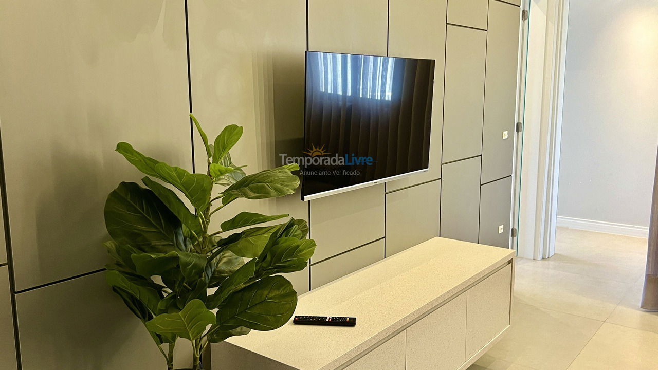 Apartamento para aluguel de temporada em Bombinhas (Canto Grande)