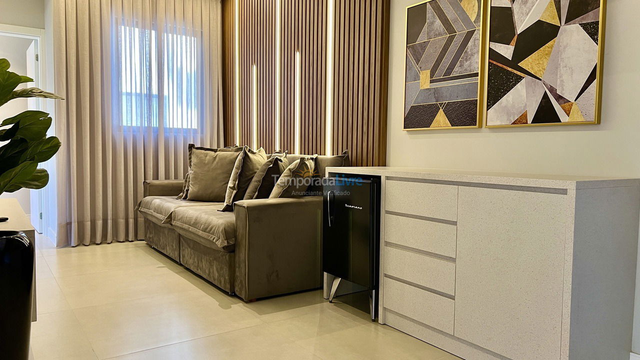 Apartamento para aluguel de temporada em Bombinhas (Canto Grande)