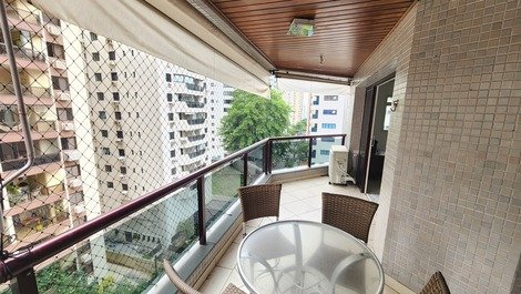 Balcón gourmet 3 suites, 2 espacios de pitangueira, ubicación privilegiada