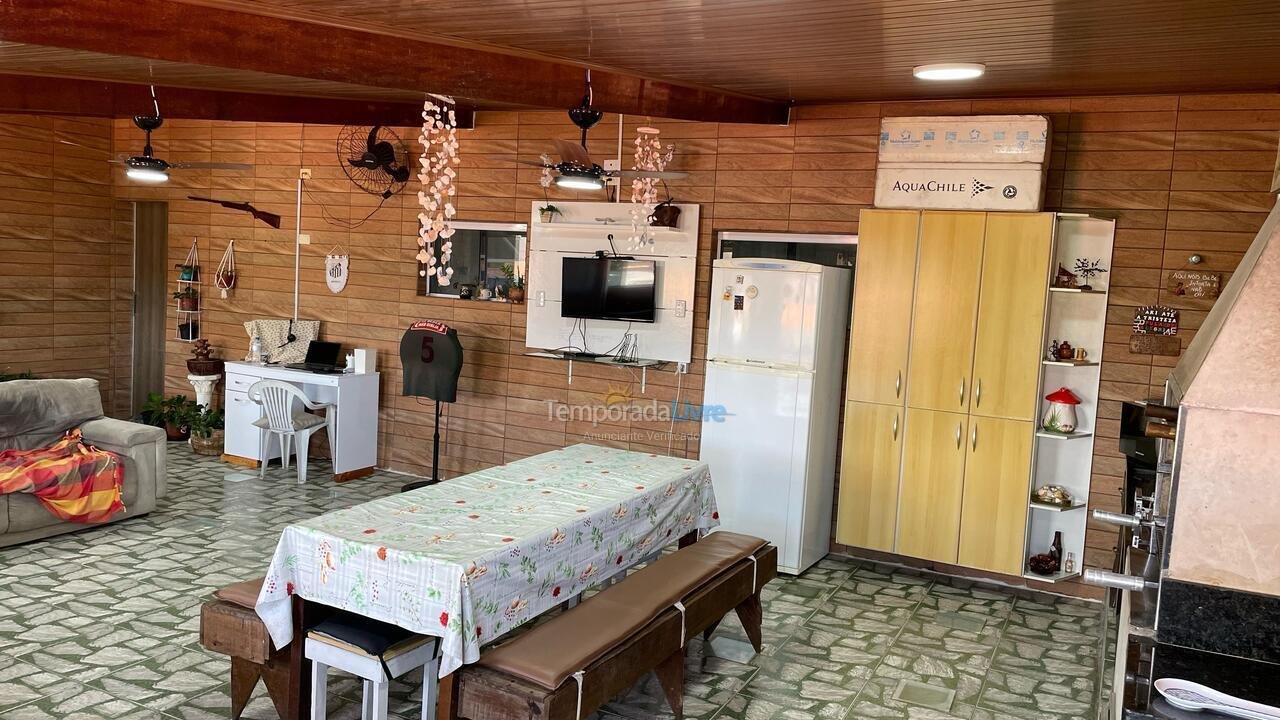 Casa para alquiler de vacaciones em Ilha Comprida (7 de Setembro)