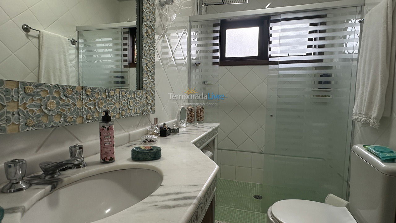 Suíte 3 House for vacation rental in Bertioga (Riviera de São Lourenço)