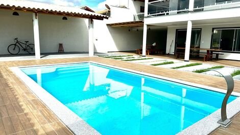 House with 5 suites with pool, 1300m from the beach
