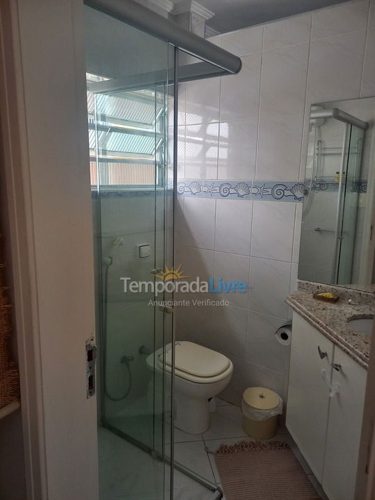 Apartment for vacation rental in Santos (Gonzaga)