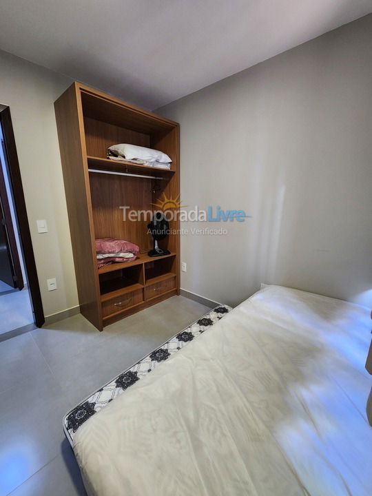 Apartamento para alquiler de vacaciones em Itapema (Meia Praia)