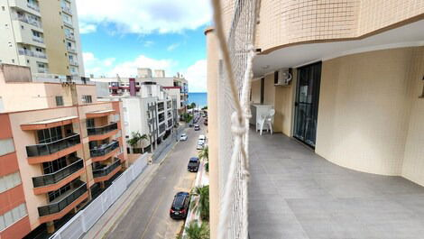 LARGE PENTHOUSE WITH 04 BEDROOMS - CLOSE TO THE SEA