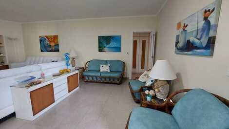 RIVIERA: Foot on the Grass, Suite+2Bedrooms, Air, 3 bathrooms, 8 guests, Sea View, M3