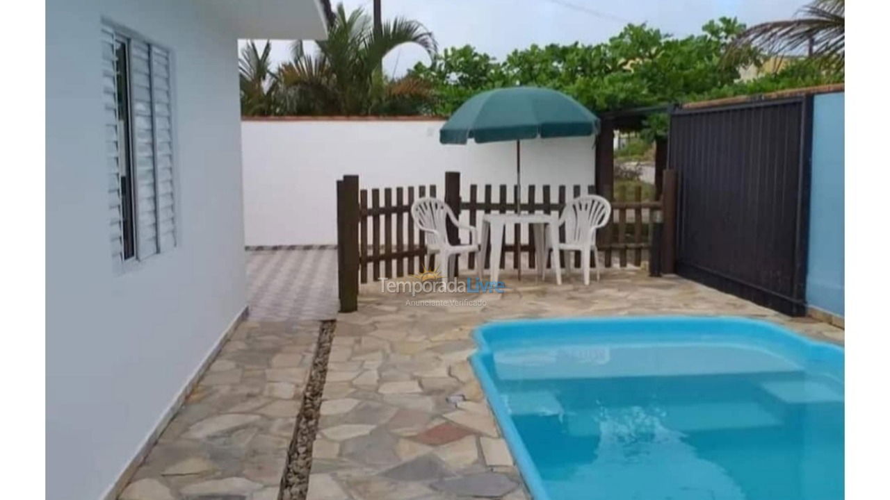 Casa para aluguel de temporada em Guaratuba (Brejatuba)