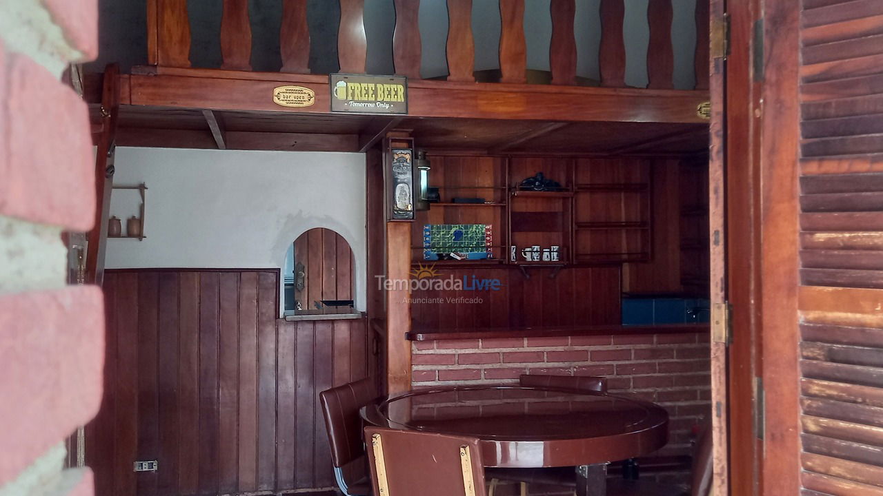 Casa para aluguel de temporada em Ilhabela (Perequê)