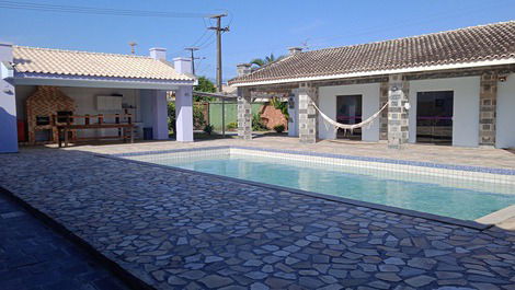 Casa para alugar em Matinhos - Caiobá