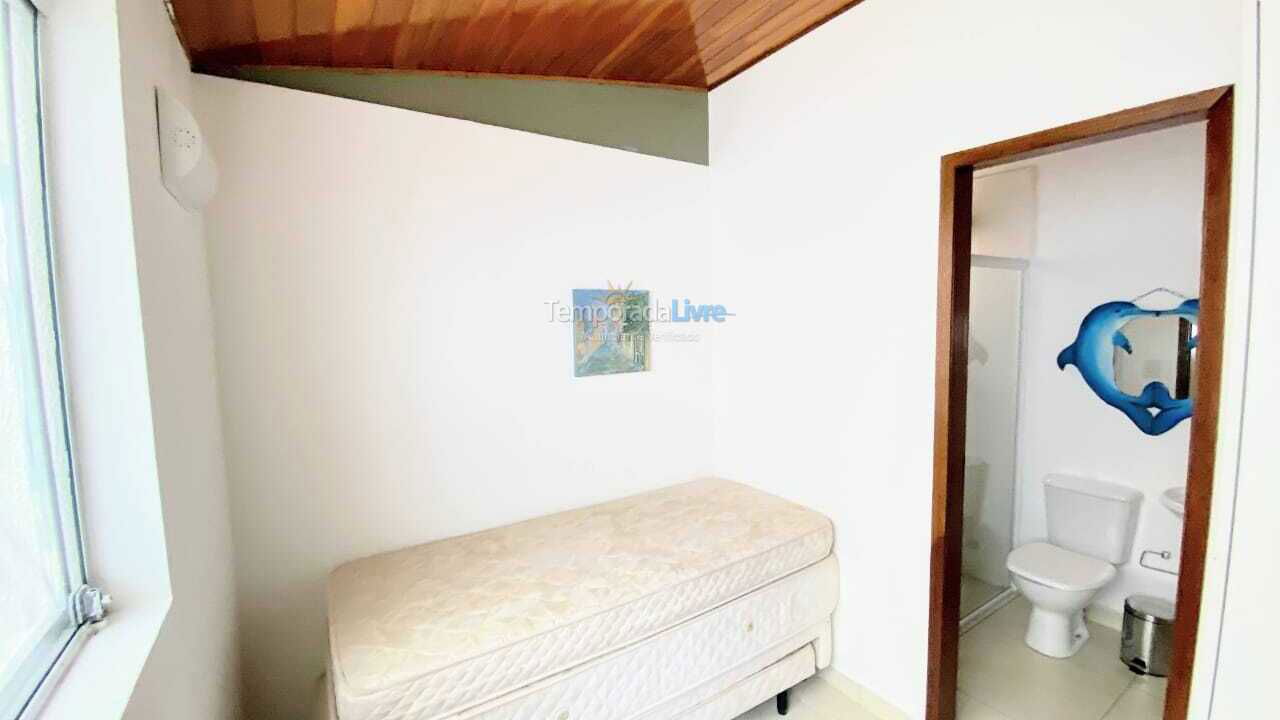 Casa para alquiler de vacaciones em Ubatuba (Praia do Lázaro)