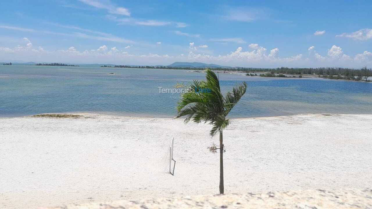 Apartamento para aluguel de temporada em Arraial do Cabo (Monte Alto)