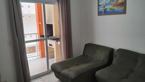 Aew 3 bedroom apartment in the best location from the beach