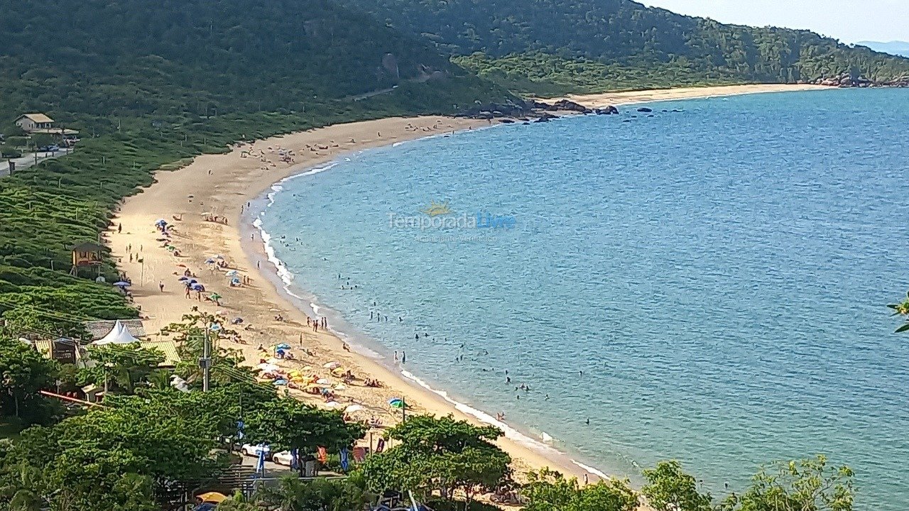 Casa para alquiler de vacaciones em Balneário Camboriú (Praia do Estaleirinho)