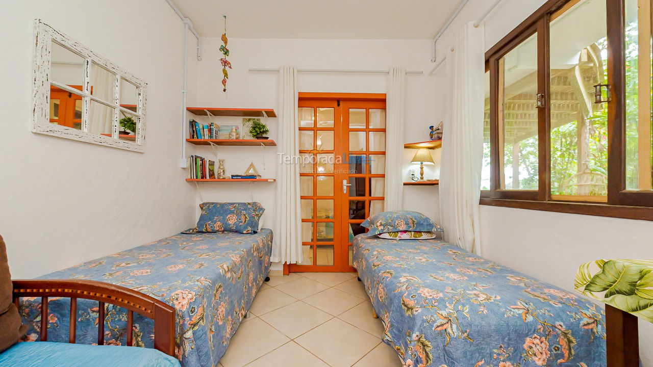 Casa para aluguel de temporada em Penha (Praia Grande)