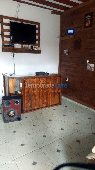 Casa para aluguel de temporada em Serra (Jacaraípe)