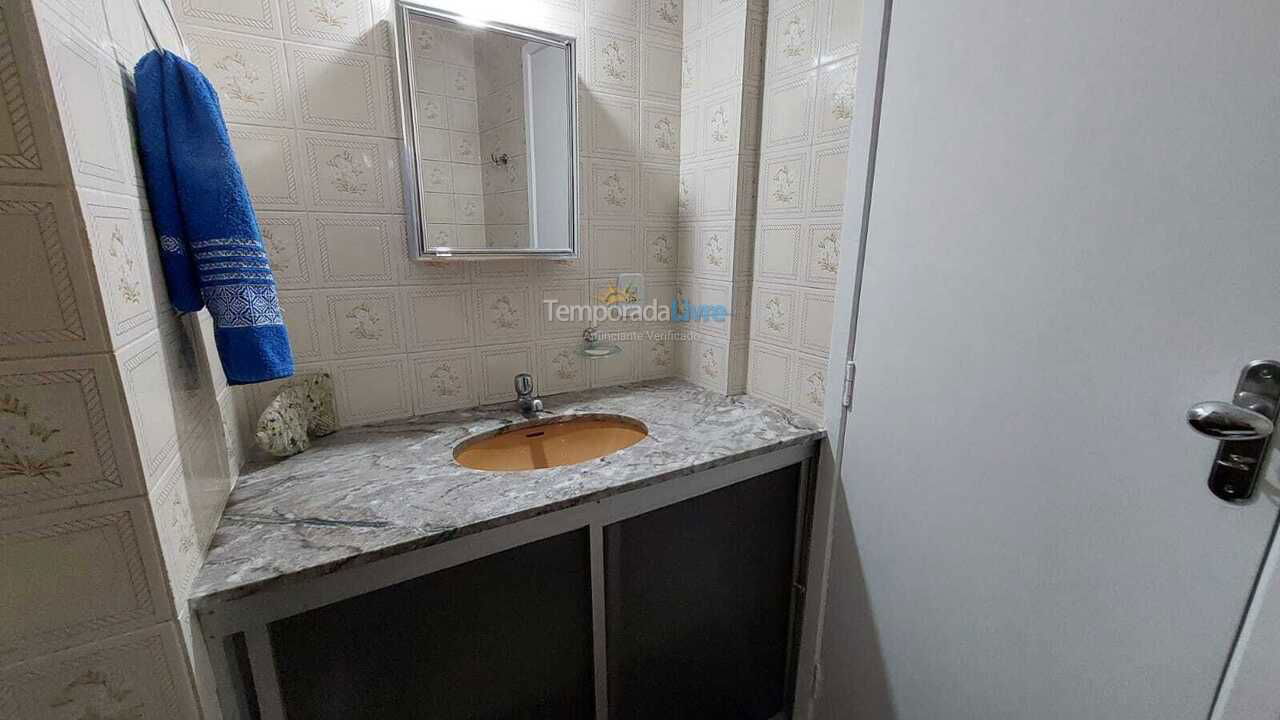 Apartamento para aluguel de temporada em Guarapari (Praia da Areia Preta)