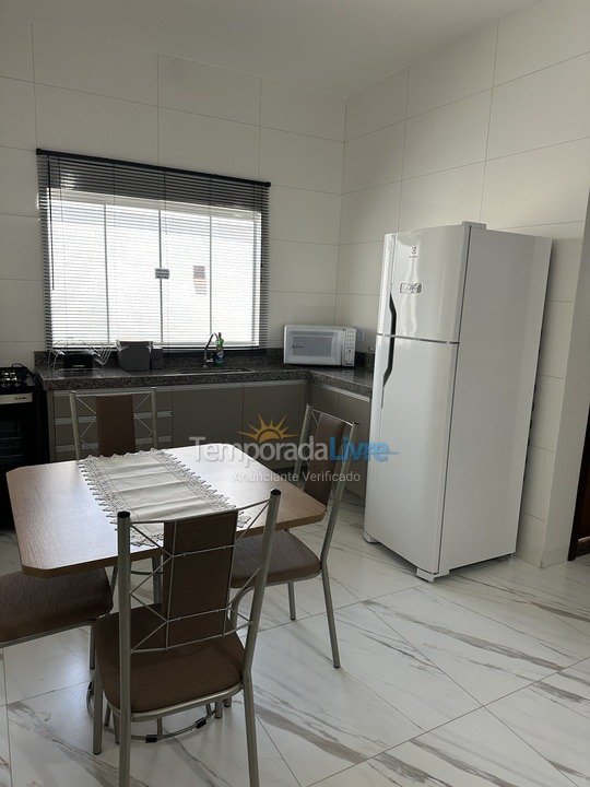 Apartment for vacation rental in Lucas do Rio Verde (Bandeirantes)