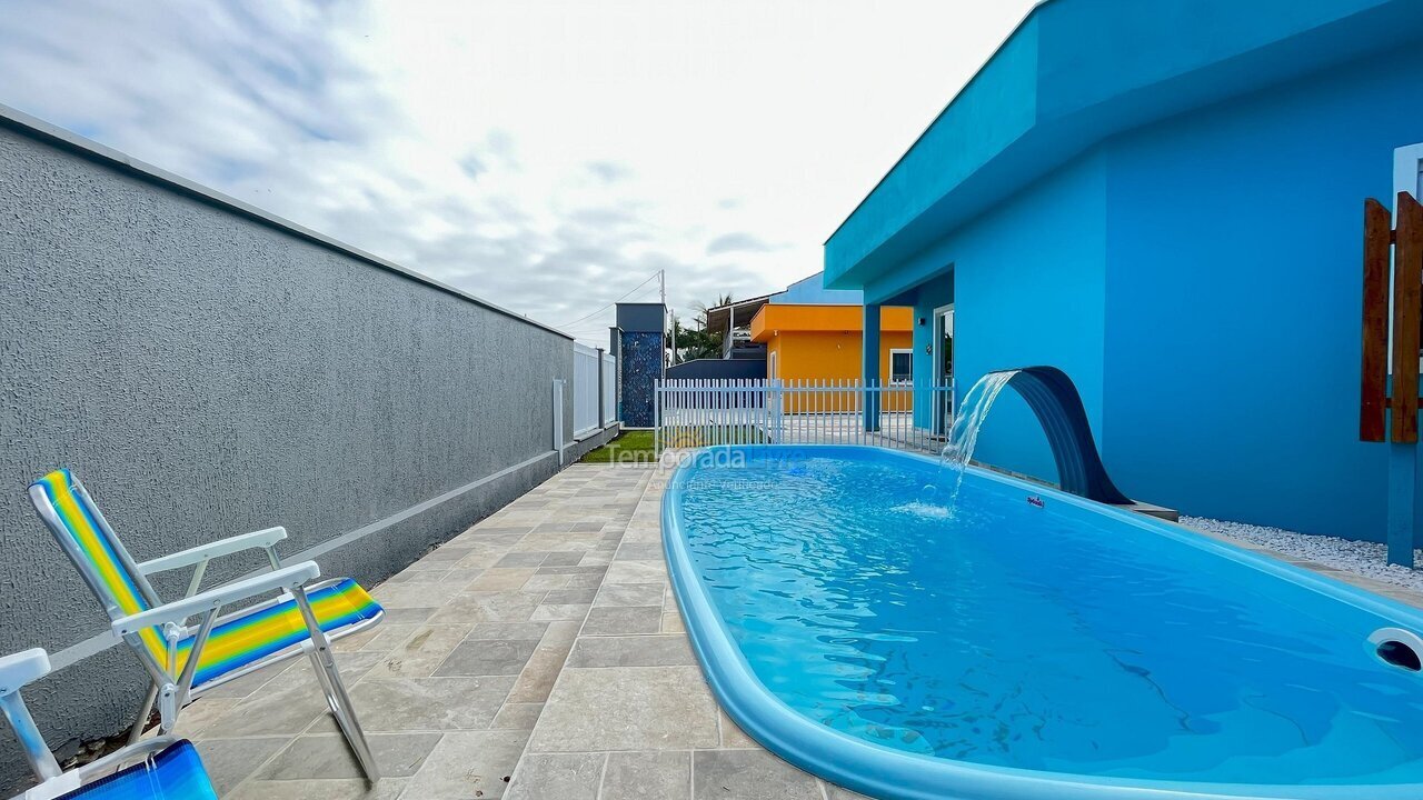 Apartamento para aluguel de temporada em Balneário Barra do Sul (Praia do Bispo)