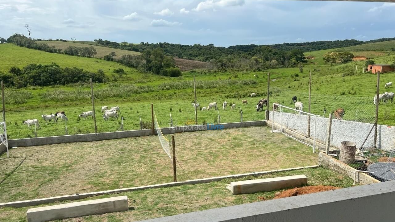 Casa para aluguel de temporada em Araçoiaba da Serra (Sp Araçoiaba da Serra)