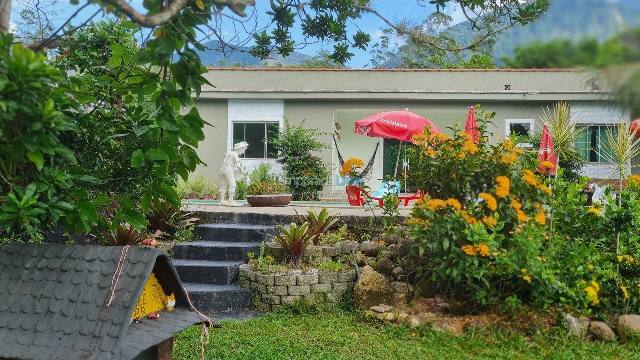 House for vacation rental in Cachoeiras de Macacu (Estreito)