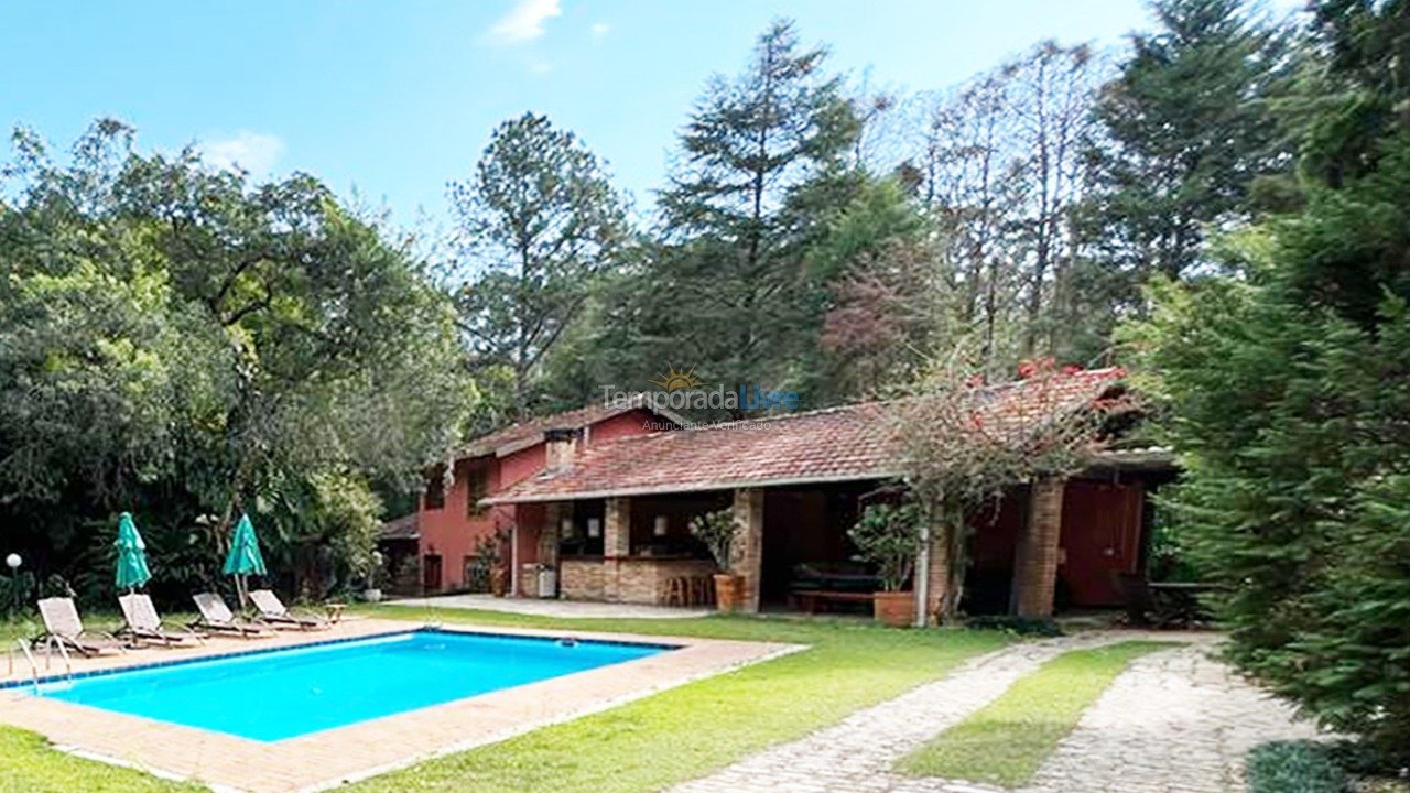House for vacation rental in Carapicuíba (Granja Viana)