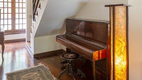 Casa principal piano ingles teclado marfim