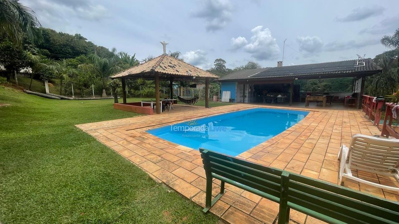 Ranch for vacation rental in Mairiporã (Estrada Municipal Mairiporã Sp Brasil)