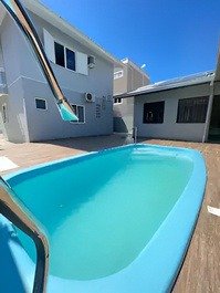 High Standard House With Pool