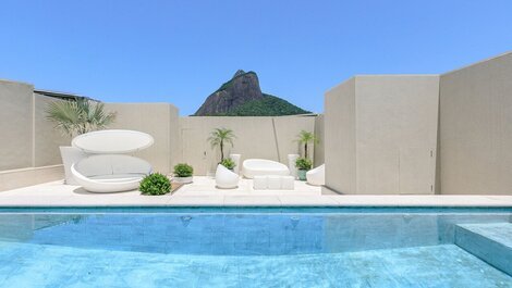 Rio063 - Exclusive duplex penthouse overlooking Leblon
