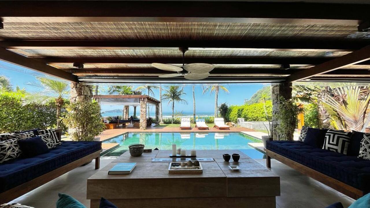 Casa para aluguel de temporada em São Sebastião (Praia da Baleia)