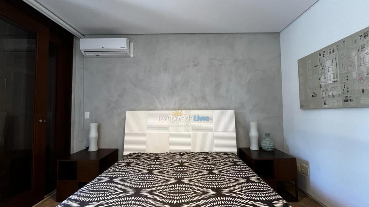 House for vacation rental in São Sebastião (Praia da Baleia)