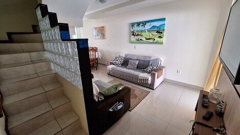 Townhouse located 280 meters from the sea of Bombas