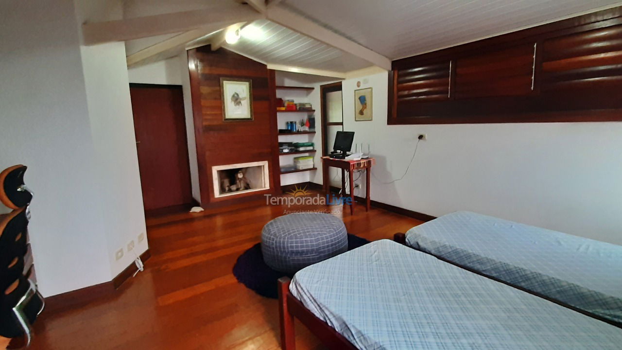 Casa para alquiler de vacaciones em Ubatuba (Horto Florestal)