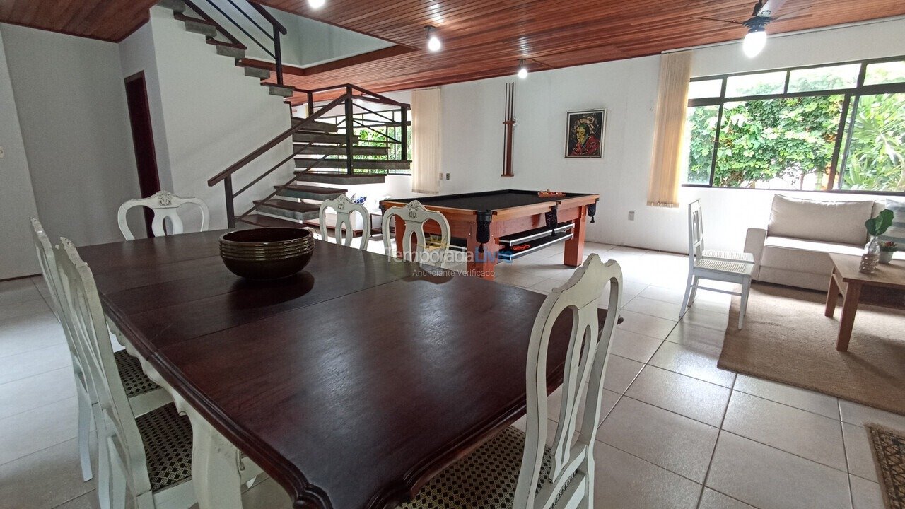Casa para aluguel de temporada em Florianópolis (Brava)