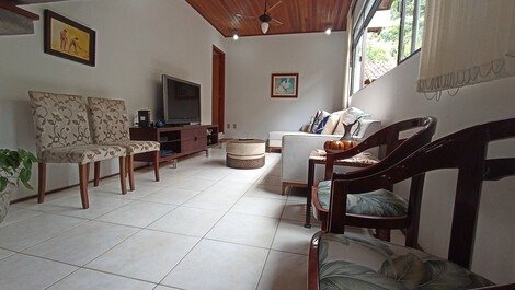 Excelente Casa para aluguel de temporada em Brava, Florianópolis,...