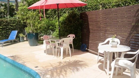 Perfect house, pool and air 50 meters from the beach, on Rua das Gaivotas