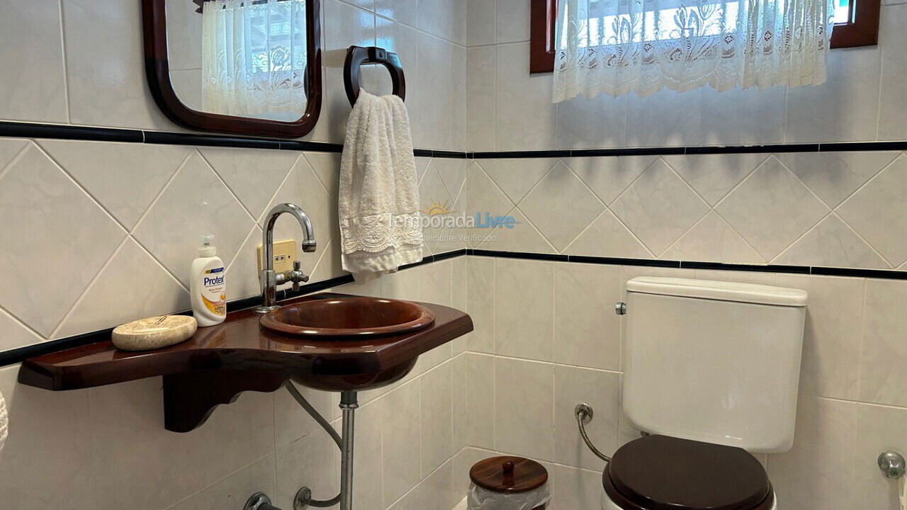 House for vacation rental in Florianópolis (Ponta das Canas)