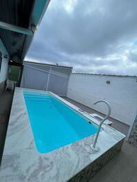 House with pool on Massaguaçu beach in Caraguatatuba