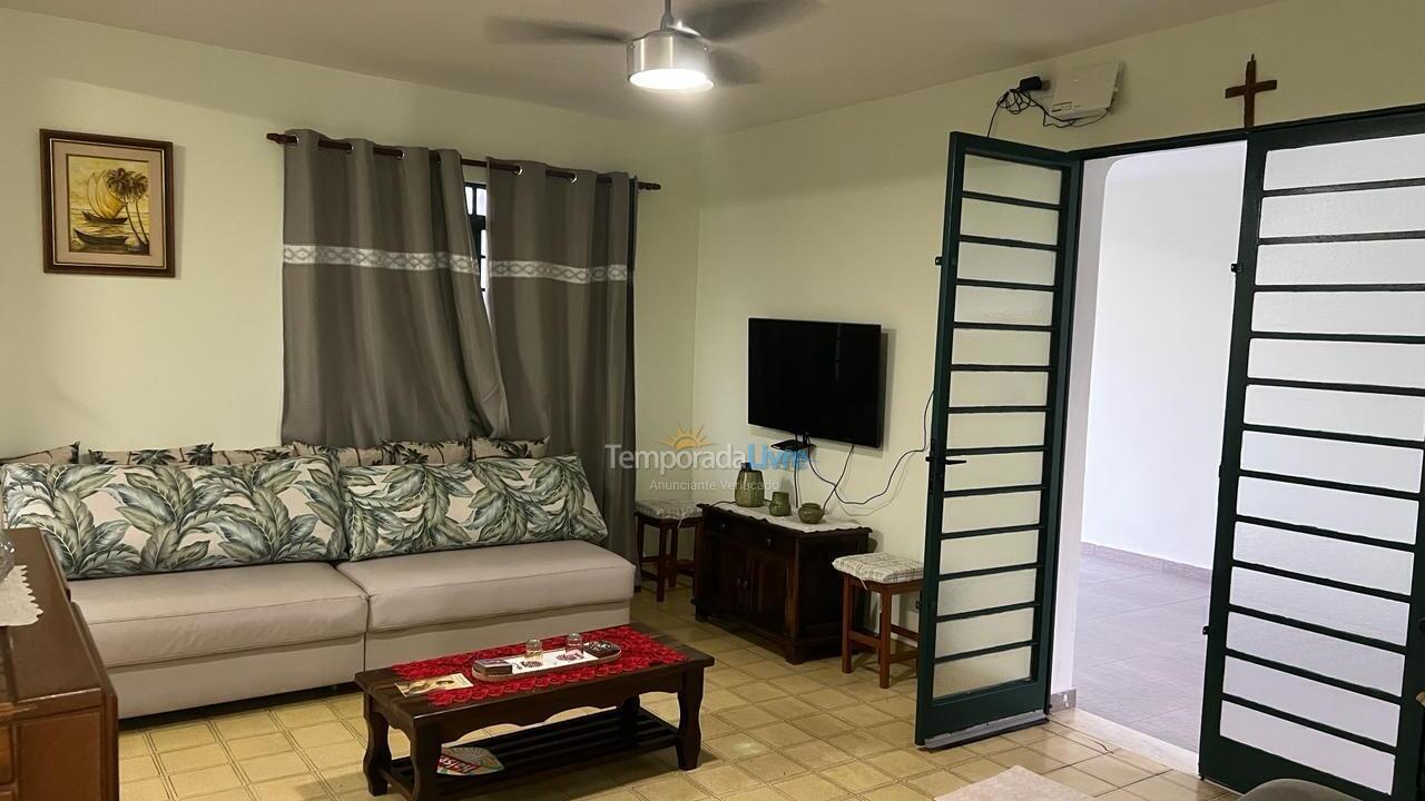 House for vacation rental in Caraguatatuba (Massaguaçu)