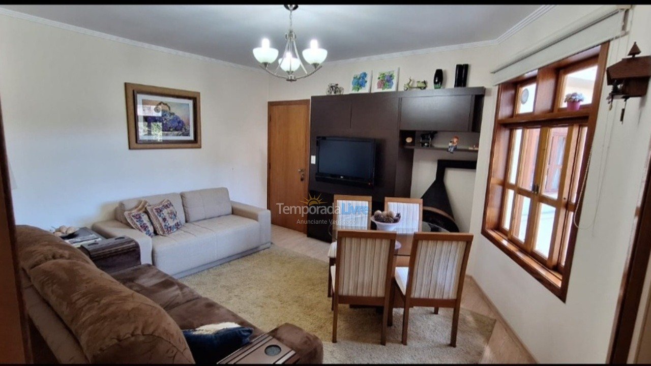 Apartamento para alquiler de vacaciones em Campos do Jordão (Capivari)