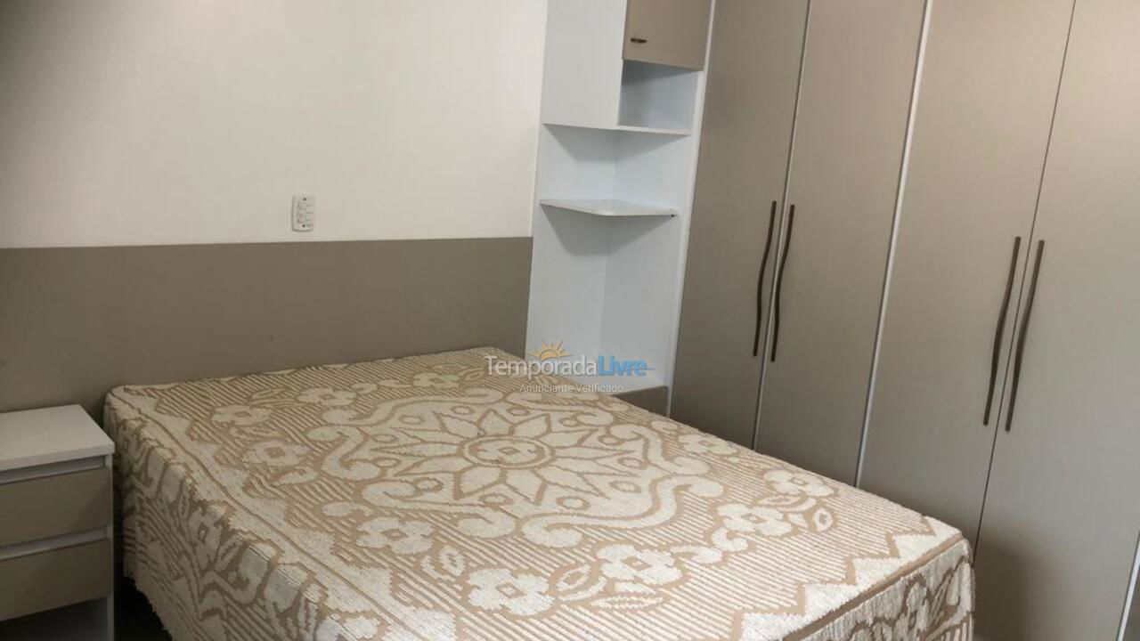 Apartamento para aluguel de temporada em Guarapari (Praia do Morro)