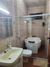 Banheiro com hydro