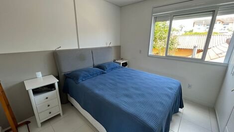 2 bedroom apartment in Canasvieiras.