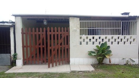 House for rent in Bertioga - Indaiá