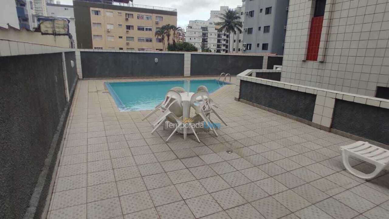 Apartamento para aluguel de temporada em Guarujá (Praia do Tombo)